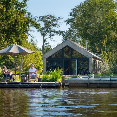 Pean-Buiten Waterlodges Nes  Luaran gambar