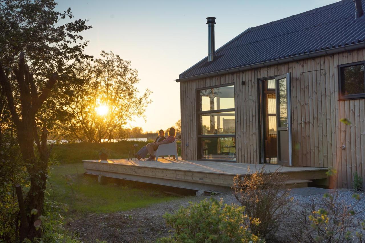 Pean-Buiten Waterlodges Nes  Luaran gambar