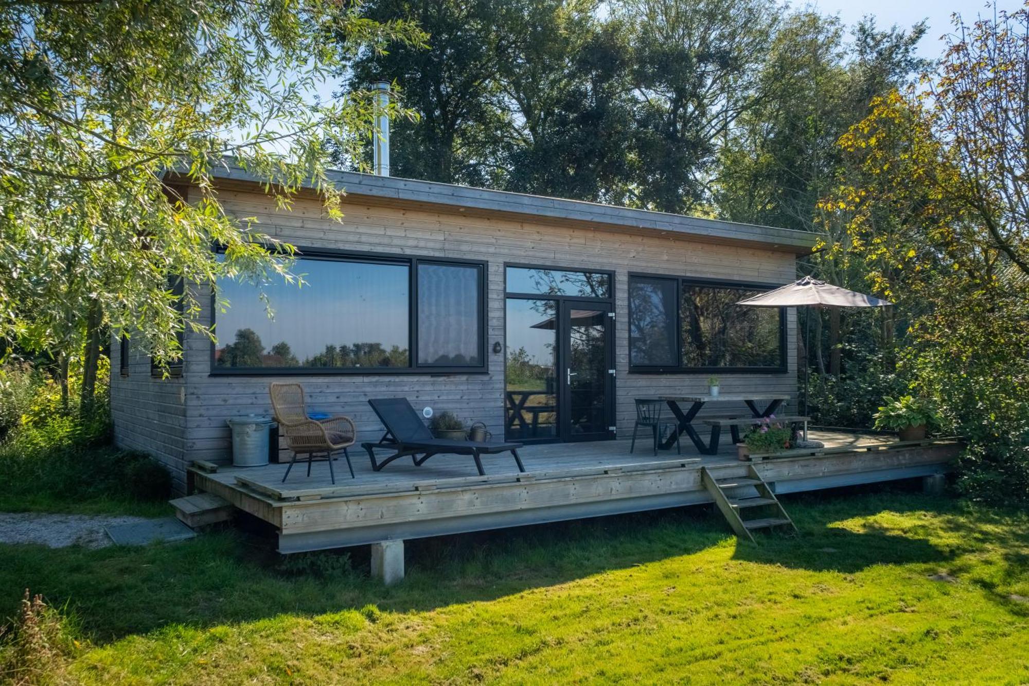 Pean-Buiten Waterlodges Nes  Luaran gambar