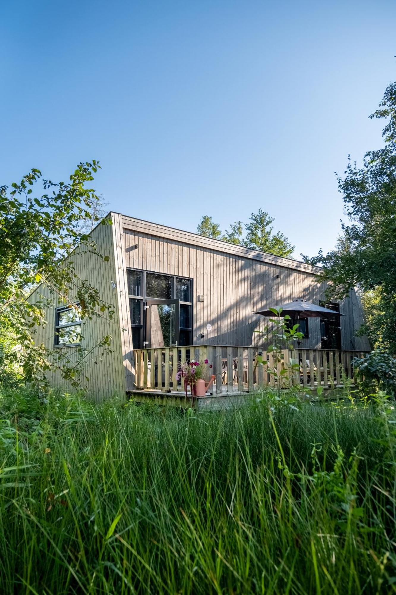 Pean-Buiten Waterlodges Nes  Luaran gambar